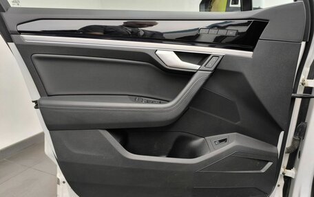 Volkswagen Touareg III, 2019 год, 4 934 400 рублей, 16 фотография