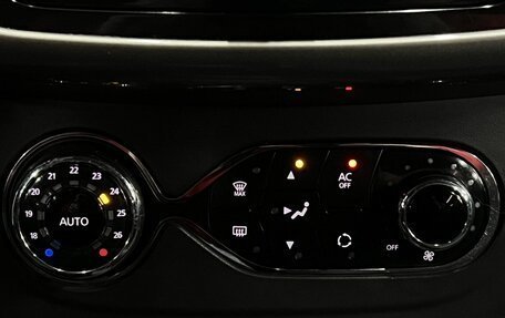 Renault Logan II, 2014 год, 549 888 рублей, 17 фотография