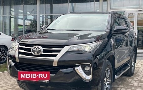 Toyota Fortuner II, 2018 год, 3 000 000 рублей, 2 фотография