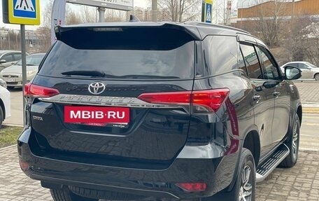 Toyota Fortuner II, 2018 год, 3 000 000 рублей, 5 фотография