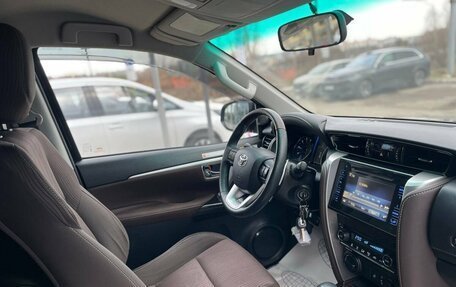 Toyota Fortuner II, 2018 год, 3 000 000 рублей, 20 фотография