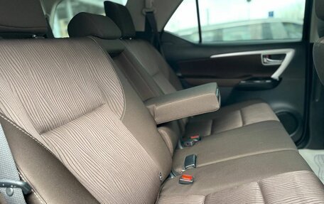 Toyota Fortuner II, 2018 год, 3 000 000 рублей, 21 фотография