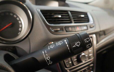 Opel Mokka I, 2013 год, 1 299 000 рублей, 14 фотография