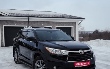 Toyota Highlander III, 2015 год, 4 100 000 рублей, 1 фотография