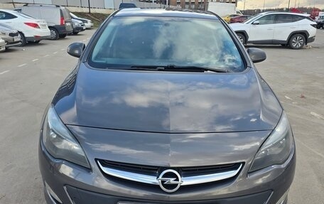 Opel Astra J, 2013 год, 800 000 рублей, 1 фотография