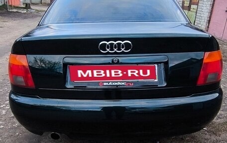 Audi A4, 1995 год, 370 000 рублей, 11 фотография