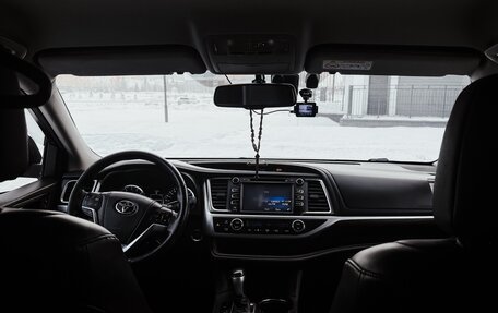 Toyota Highlander III, 2015 год, 4 100 000 рублей, 11 фотография