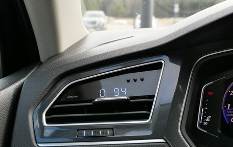 Volkswagen Tiguan II, 2019 год, 4 100 000 рублей, 32 фотография