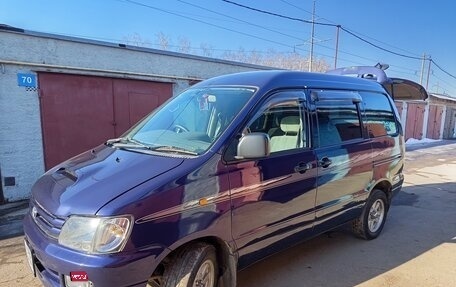 Toyota Town Ace III, 2000 год, 750 000 рублей, 3 фотография