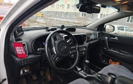 KIA Sportage IV рестайлинг, 2020 год, 2 100 000 рублей, 9 фотография