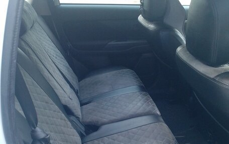 Mitsubishi Outlander III рестайлинг 3, 2013 год, 1 050 000 рублей, 5 фотография