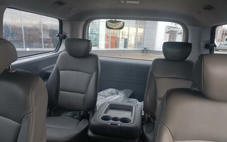 Hyundai Grand Starex Grand Starex I рестайлинг 2, 2009 год, 1 250 000 рублей, 9 фотография