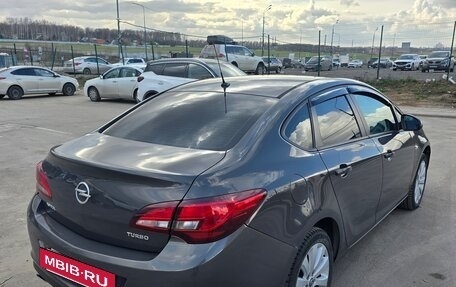 Opel Astra J, 2013 год, 800 000 рублей, 9 фотография