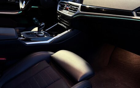 BMW 3 серия, 2019 год, 3 300 000 рублей, 9 фотография