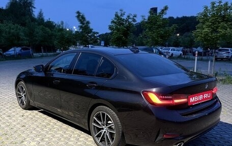 BMW 3 серия, 2019 год, 3 300 000 рублей, 4 фотография