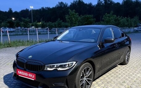 BMW 3 серия, 2019 год, 3 300 000 рублей, 2 фотография