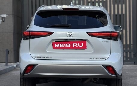 Toyota Highlander, 2026 год, 5 590 000 рублей, 22 фотография