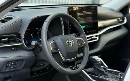 Toyota Highlander, 2026 год, 5 590 000 рублей, 32 фотография