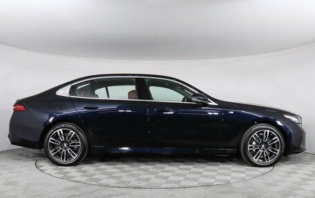 BMW 5 серия, 2025 год, 10 000 000 рублей, 5 фотография