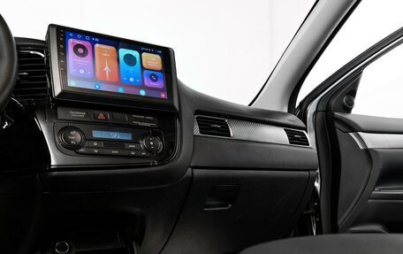 Mitsubishi Outlander III рестайлинг 3, 2013 год, 1 435 000 рублей, 8 фотография