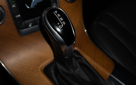 Volvo S60 Cross Country, 2017 год, 2 450 000 рублей, 13 фотография