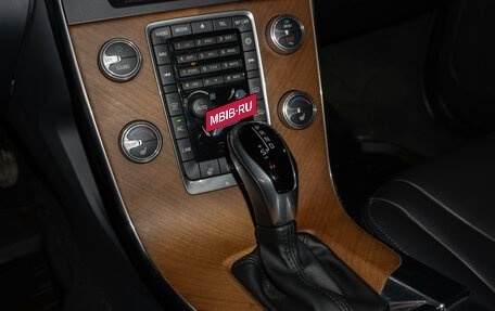 Volvo S60 Cross Country, 2017 год, 2 450 000 рублей, 17 фотография