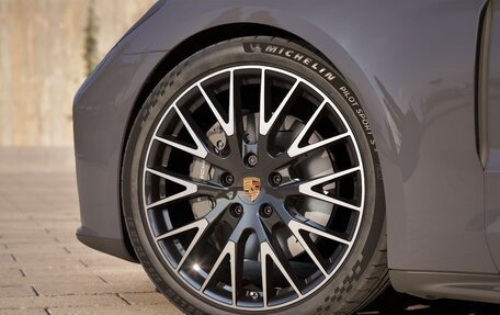 Porsche Panamera, 2025 год, 21 300 000 рублей, 6 фотография