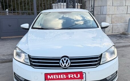 Volkswagen Passat B7, 2012 год, 650 000 рублей, 4 фотография