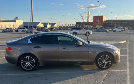 Jaguar XE I рестайлинг, 2016 год, 2 150 000 рублей, 4 фотография