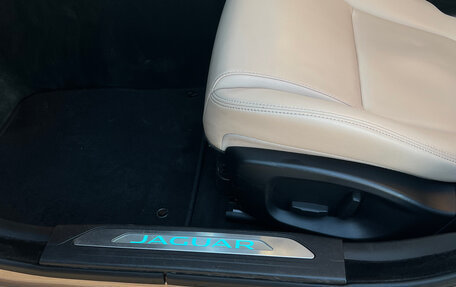 Jaguar XE I рестайлинг, 2016 год, 2 150 000 рублей, 12 фотография