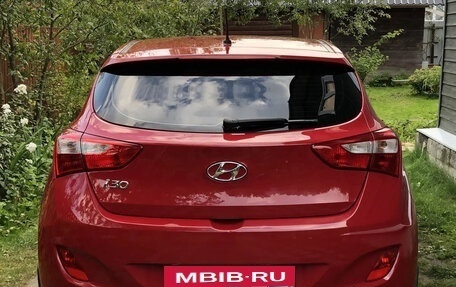 Hyundai i30 II рестайлинг, 2013 год, 900 000 рублей, 4 фотография