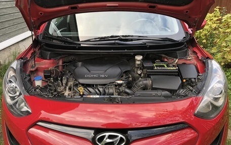 Hyundai i30 II рестайлинг, 2013 год, 900 000 рублей, 5 фотография