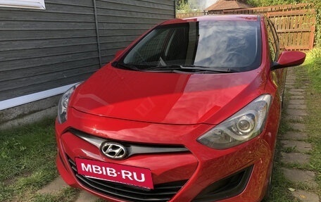 Hyundai i30 II рестайлинг, 2013 год, 900 000 рублей, 8 фотография