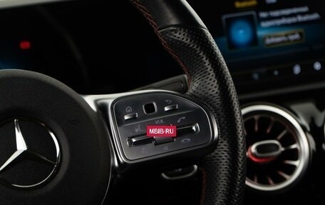 Mercedes-Benz CLA, 2019 год, 2 889 050 рублей, 13 фотография