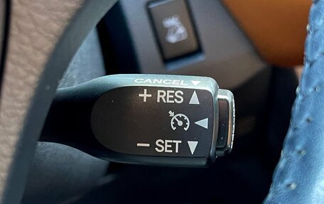 Toyota RAV4, 2017 год, 2 599 000 рублей, 17 фотография