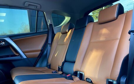 Toyota RAV4, 2017 год, 2 599 000 рублей, 24 фотография