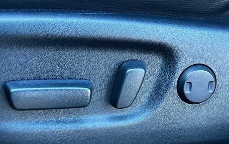 Toyota RAV4, 2017 год, 2 599 000 рублей, 21 фотография