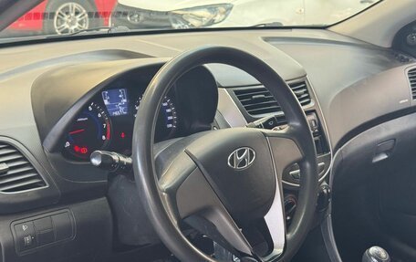 Hyundai Solaris II рестайлинг, 2015 год, 749 000 рублей, 15 фотография