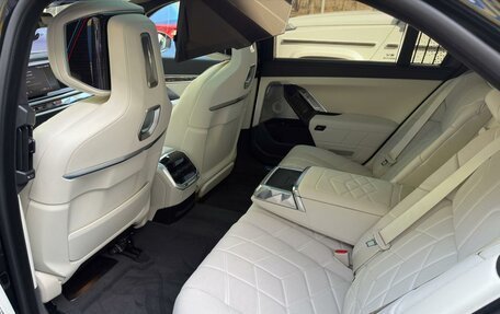 BMW 7 серия, 2026 год, 20 280 000 рублей, 13 фотография