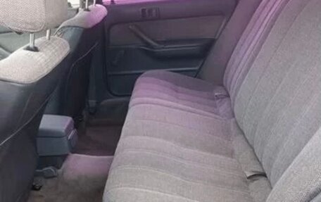 Toyota Camry, 1988 год, 420 000 рублей, 6 фотография