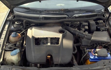 Volkswagen Bora, 2001 год, 300 000 рублей, 13 фотография