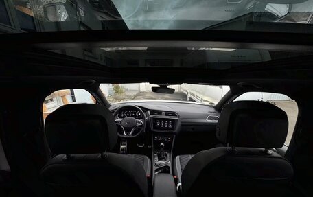 Volkswagen Tiguan II, 2023 год, 3 175 000 рублей, 14 фотография