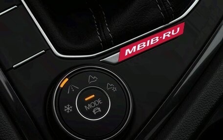 Volkswagen Tiguan II, 2023 год, 3 175 000 рублей, 11 фотография