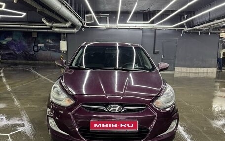 Hyundai Solaris II рестайлинг, 2013 год, 650 000 рублей, 1 фотография