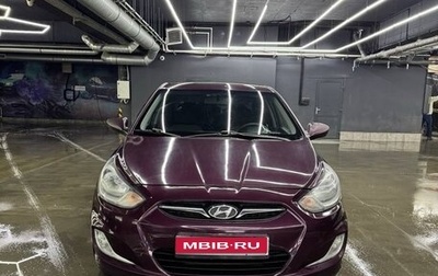 Hyundai Solaris II рестайлинг, 2013 год, 650 000 рублей, 1 фотография