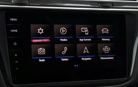 Volkswagen Tiguan II, 2023 год, 3 175 000 рублей, 37 фотография