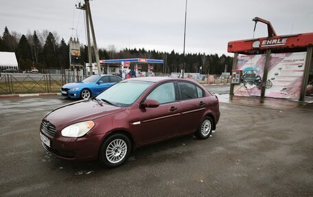 Hyundai Verna II, 2006 год, 350 000 рублей, 2 фотография