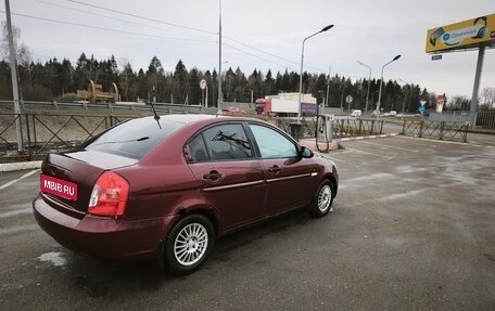 Hyundai Verna II, 2006 год, 350 000 рублей, 3 фотография