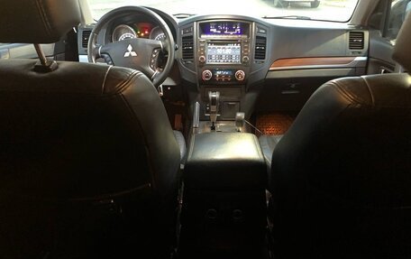 Mitsubishi Pajero IV, 2008 год, 1 300 000 рублей, 28 фотография