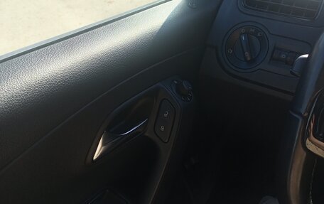 Volkswagen Polo VI (EU Market), 2017 год, 1 000 000 рублей, 12 фотография